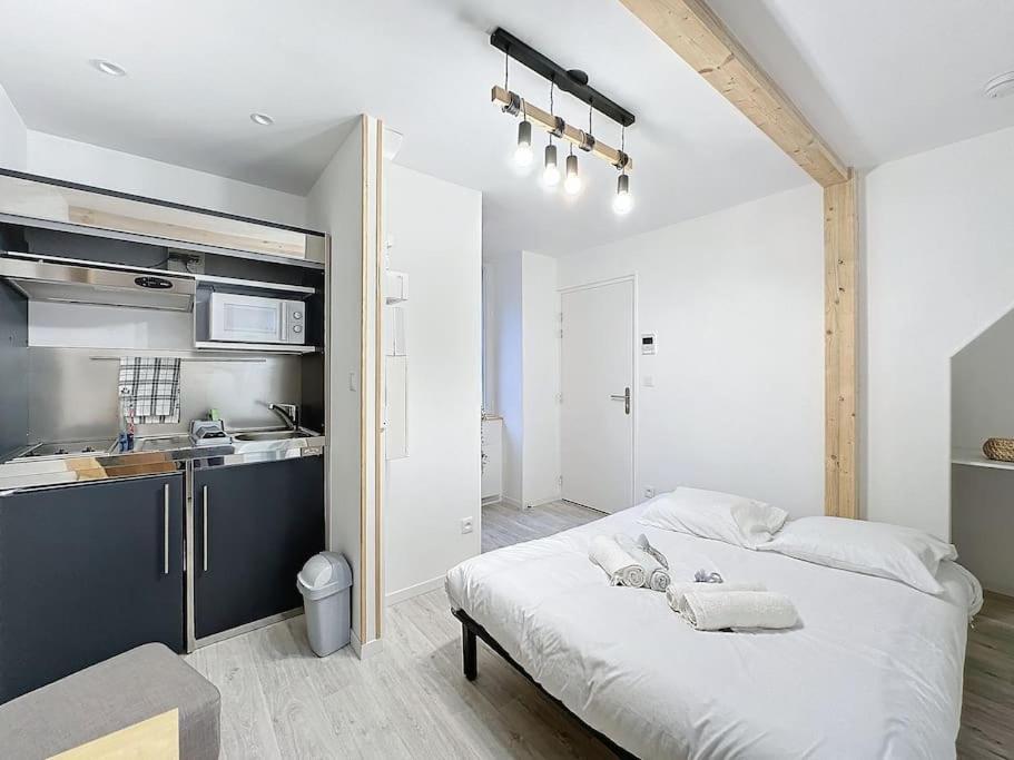 Appartement Opale - Centre Historique - Proche Gare - Calme à Rennes Extérieur photo
